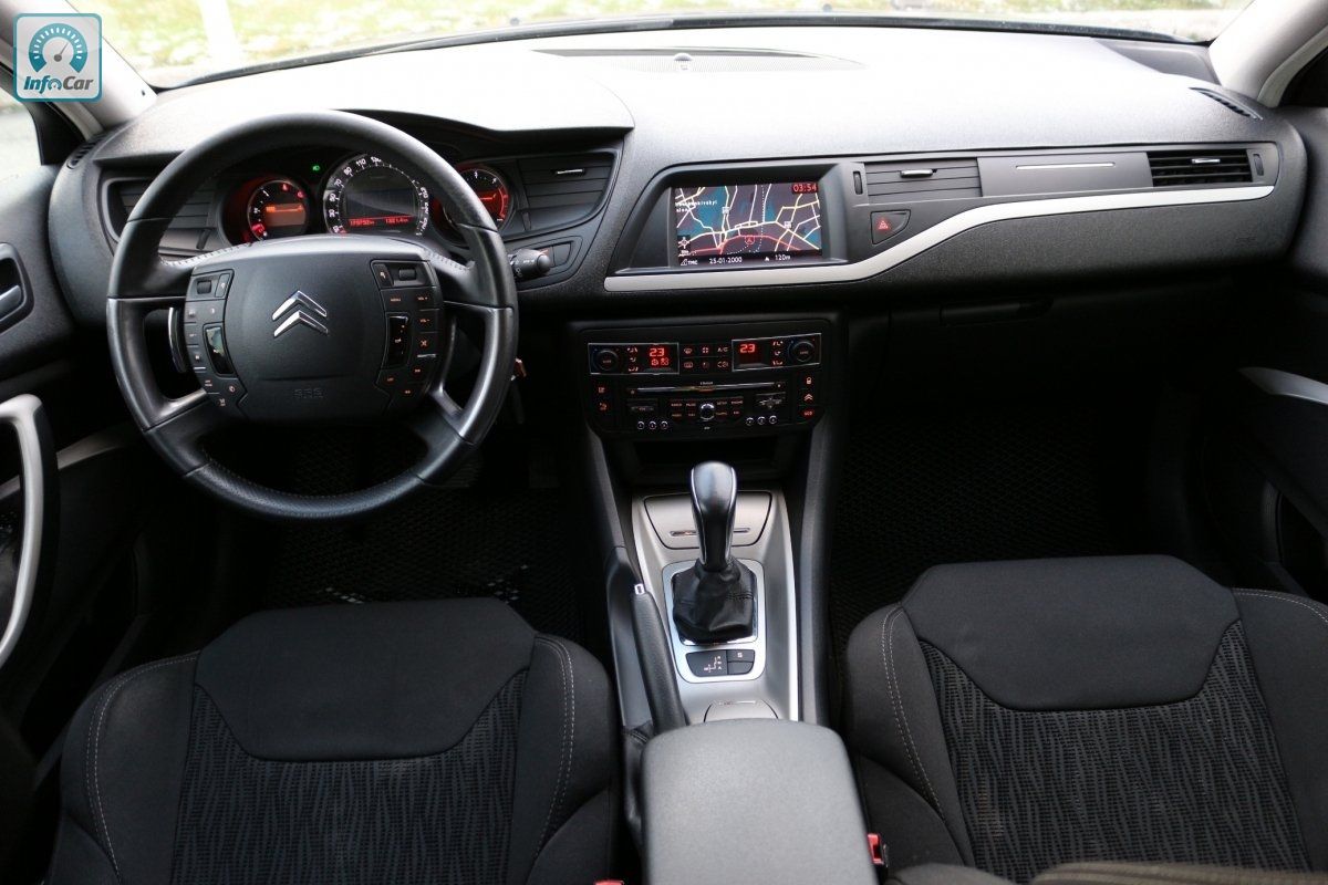 Купить автомобиль Citroen C5 2011 (серый) с пробегом, продажа ...