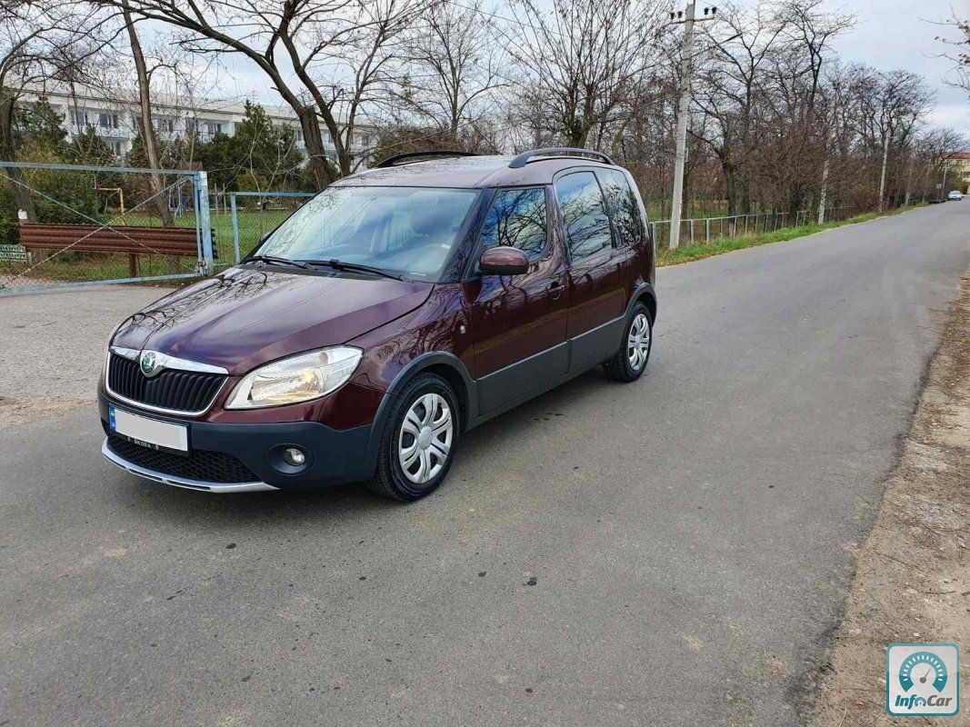 Skoda roomster 2013