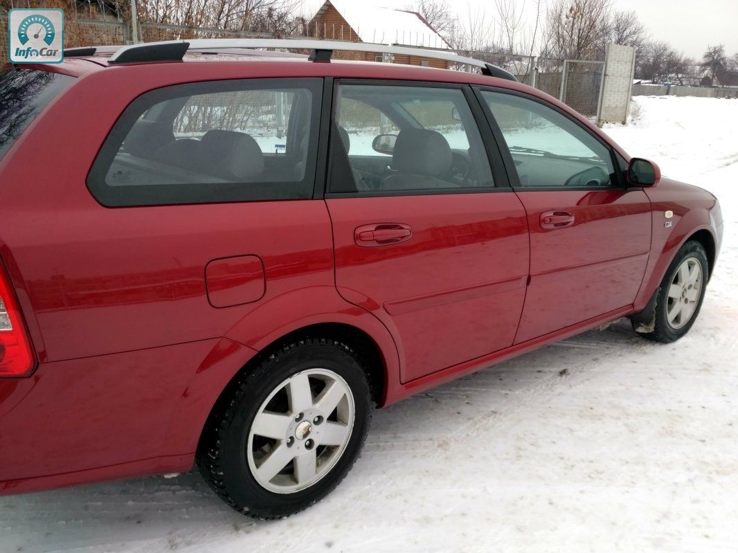 Купить автомобиль Chevrolet Lacetti 2005 (красный) с