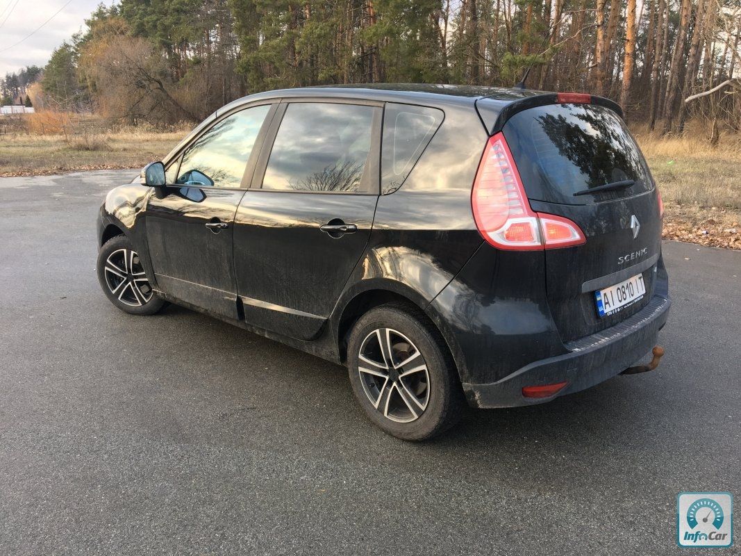 Renault scenic 2011