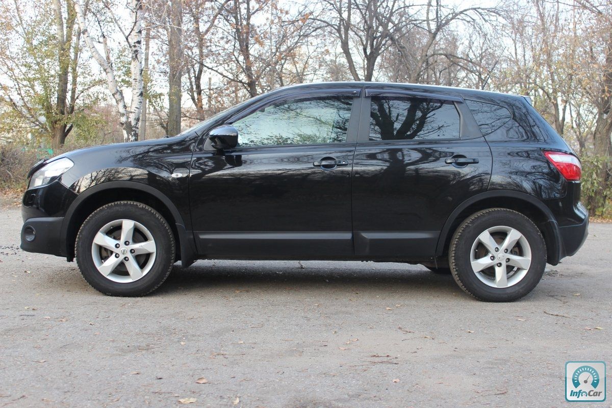 Nissan qashqai 2 2011