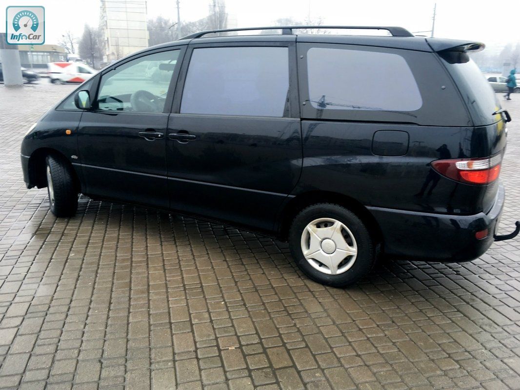 Toyota previa 2003