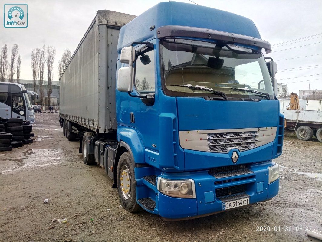 Грузовик renault premium