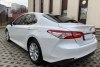 Toyota Camry Official 2019.  6
