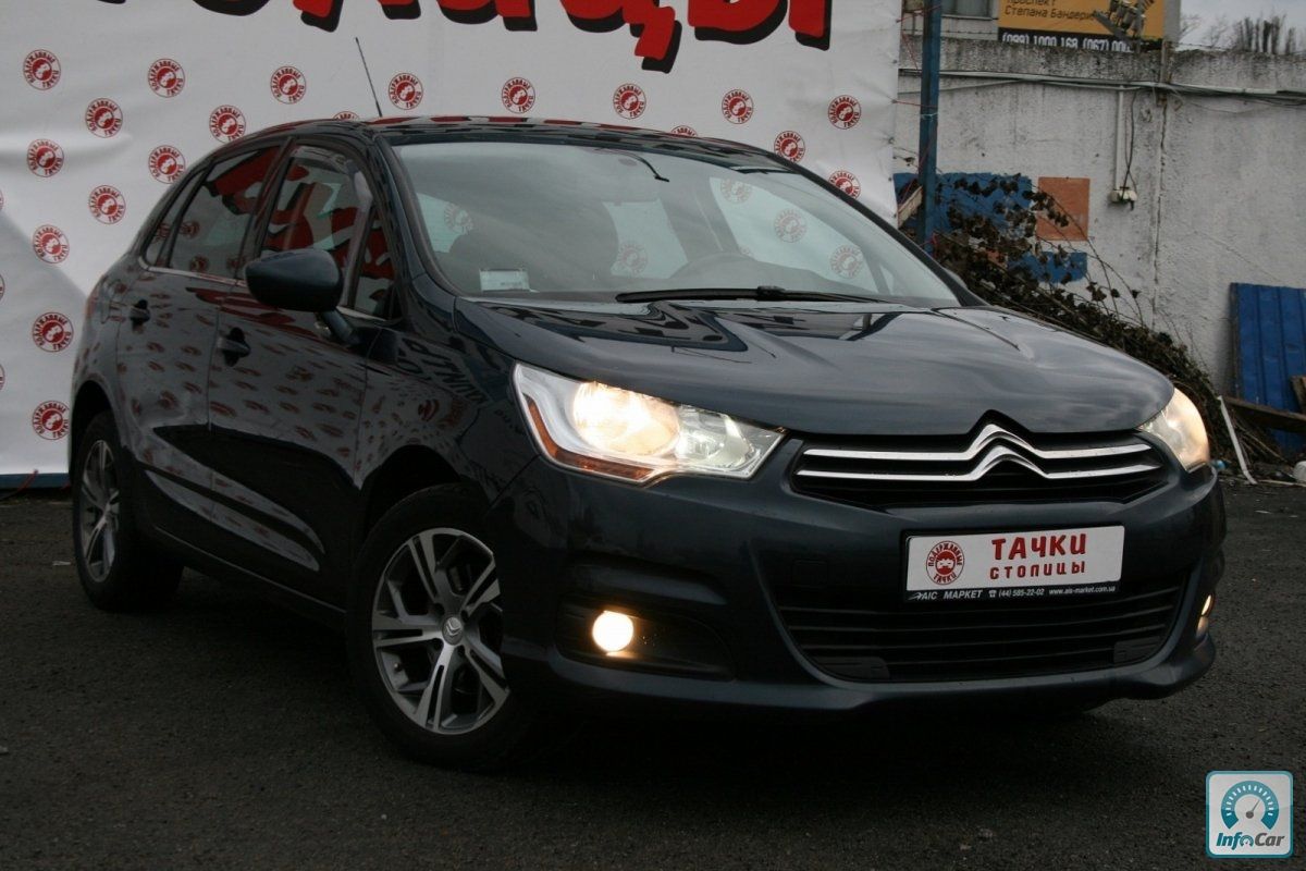 Citroen c4 2012 хэтчбек