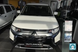 Mitsubishi Outlander INFORM 2,0 C 2019 794211