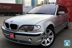 BMW 3 Series  2002 794474