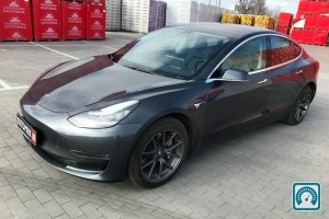 Tesla Model 3  2018 794491