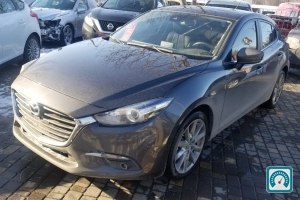 Mazda 3  2018 794616