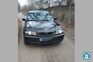 BMW 3 Series  2003 796042