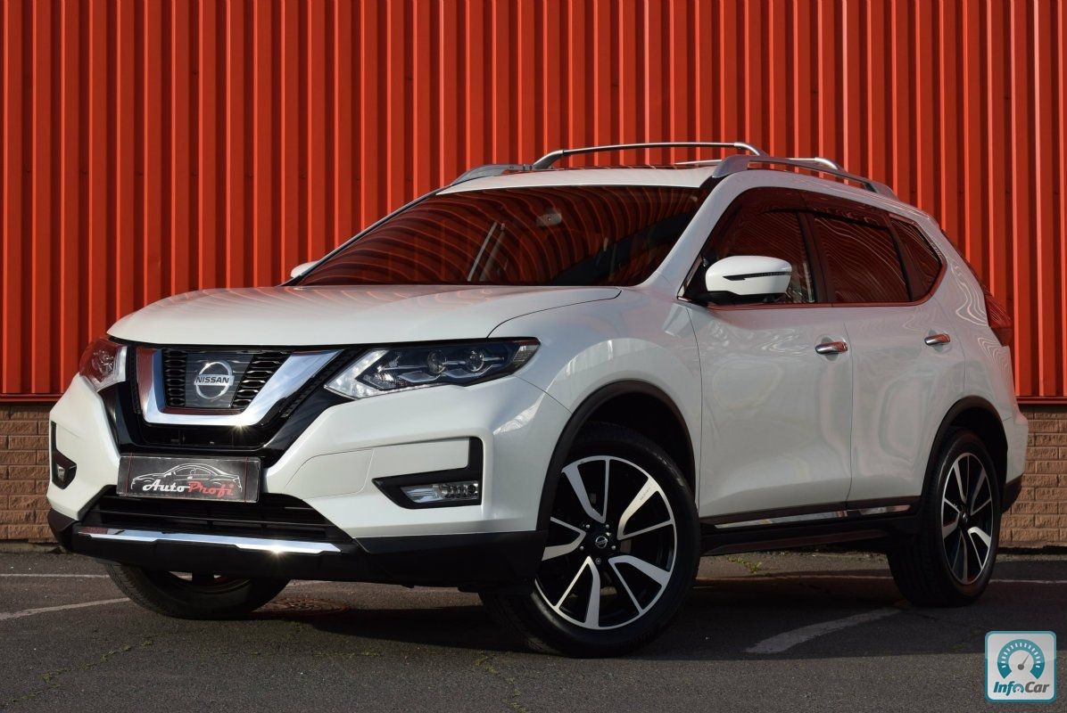 Nissan rogue в россии