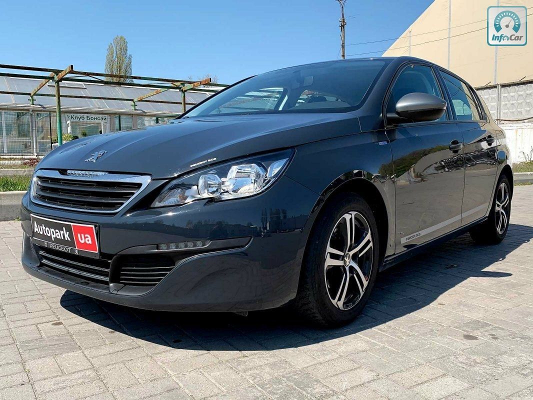 Серый peugeot 308