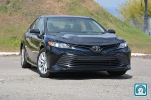 Toyota Camry LE 2017 796425