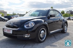 Volkswagen Beetle  2015 796661