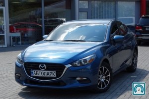 Mazda 3  2018 796892