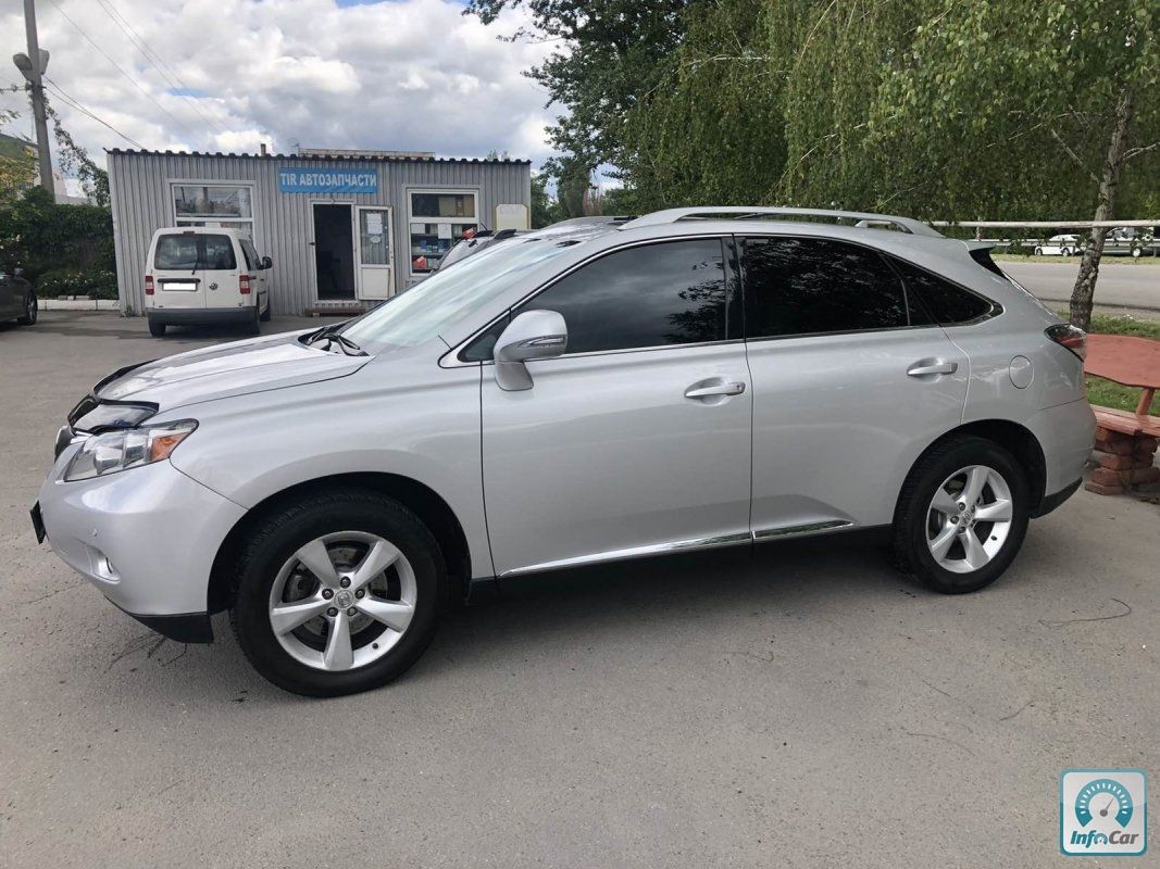 Купить автомобиль Lexus LX 350 2010 (серый) с пробегом, продажа ...