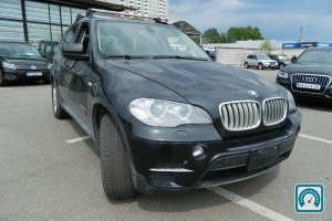 BMW X5  2012 797600