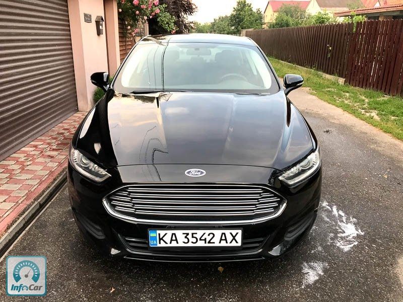 Ford fusion черный