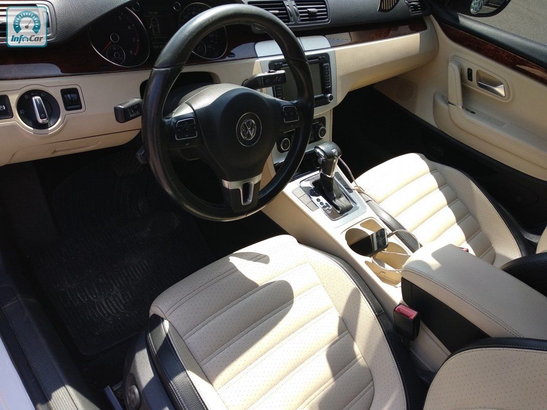Volkswagen Passat CC 2010