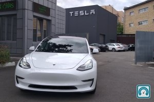 Tesla Model 3 Long Range 2018 798649