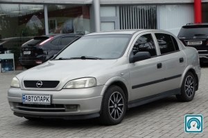 Opel Astra  2008 798675