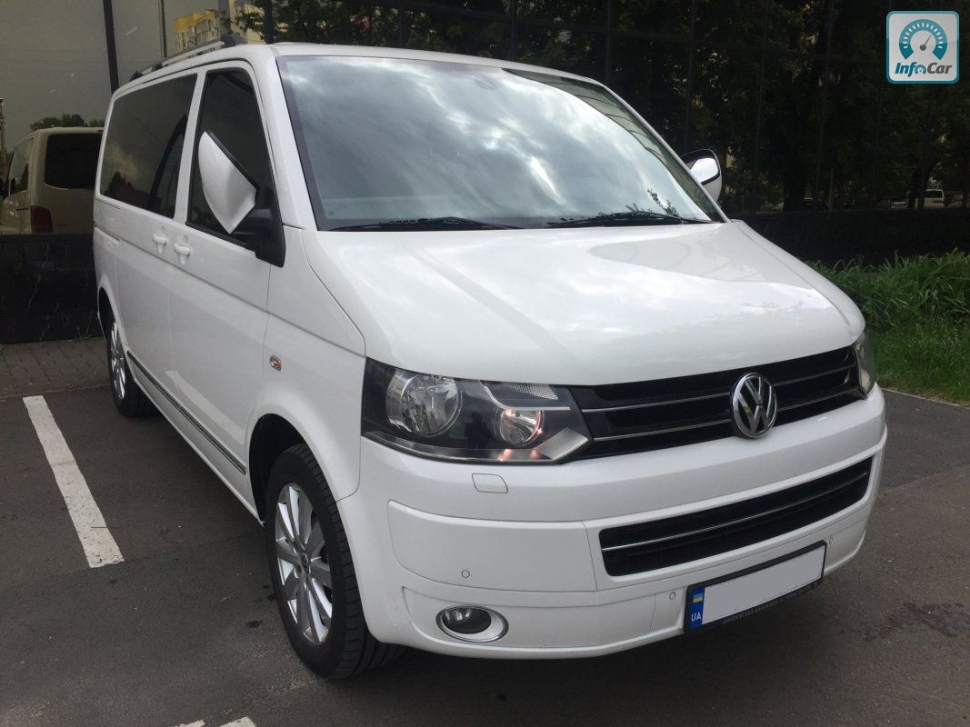 Volkswagen multivan 2011