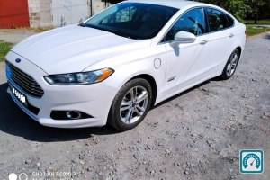 Ford Fusion plug in 2015 799030
