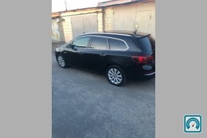 Opel Astra Cosmo 2013 799280