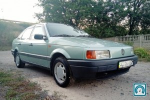 Volkswagen Passat  1990 799642