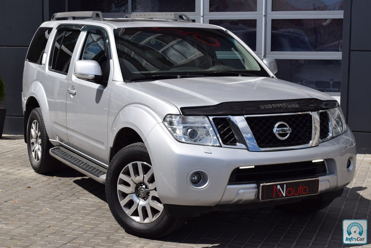 Какой расход топлива у nissan pathfinder