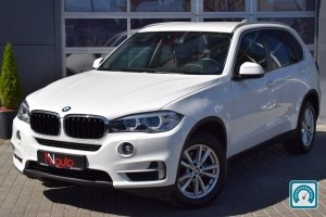 BMW X5  2016 800052