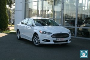 Ford Fusion  2013 800259