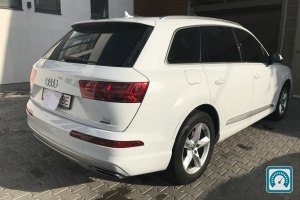 Audi Q7  2016 №800450