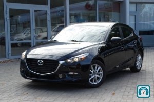 Mazda 3  2018 800944