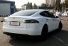 Tesla Model S  2013.  3