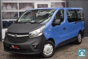 Opel Vivaro  2016 803131