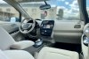 Nissan Leaf  2011.  12