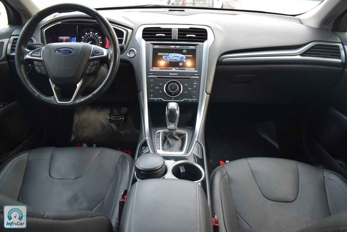 Ford fusion салон