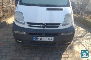 Opel Vivaro  2002 805005