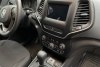 Jeep Cherokee Latitude 2019.  10