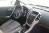 Opel Astra  2011.  4