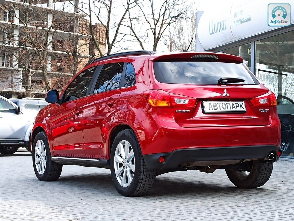 Mitsubishi asx панорамная крыша