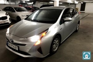Toyota Prius  2016 805909