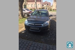 Opel Astra  2012 805993