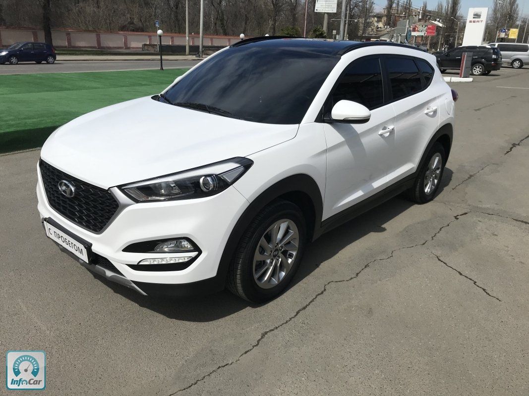 Hyundai tucson белый