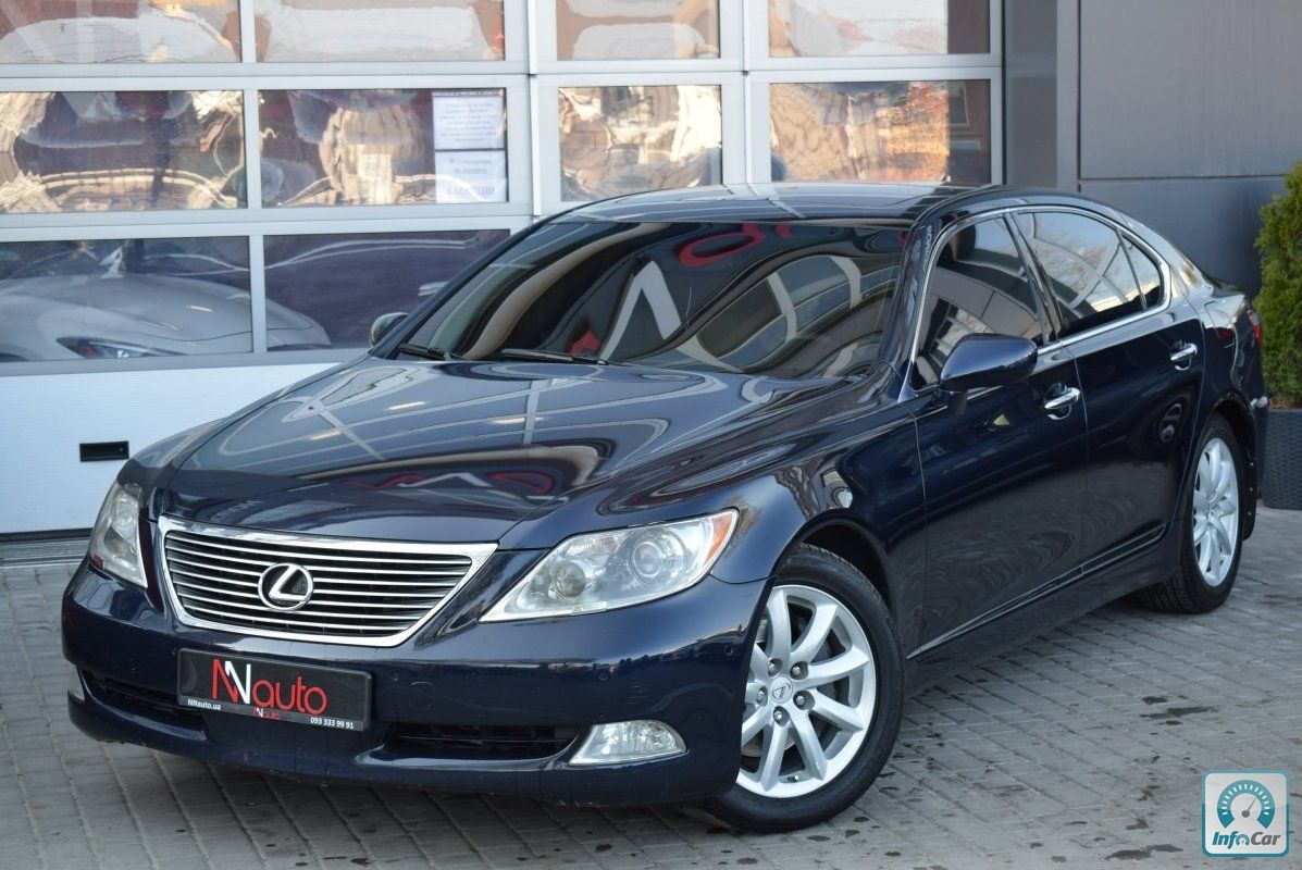 Lexus ls long