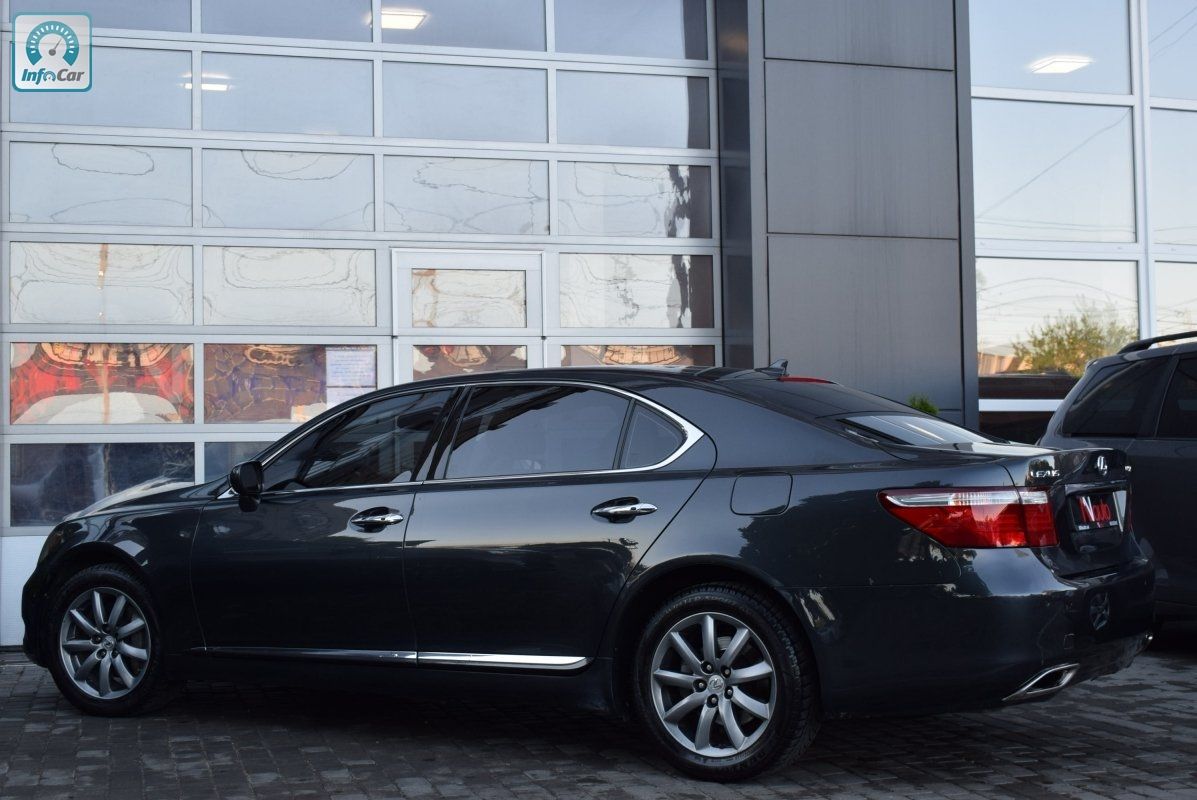 Lexus ls long