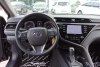 Toyota Camry  2020.  6