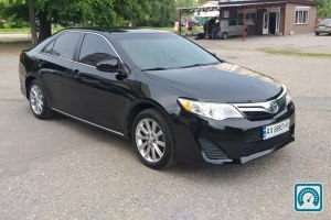 Toyota Camry XLE 2012 808227