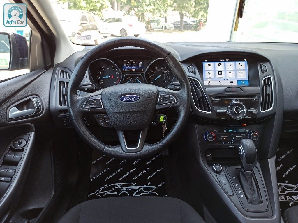 Ford focus синий